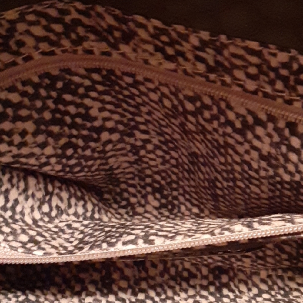Grey Snake Skin Clutch - Picture 6 of 7
